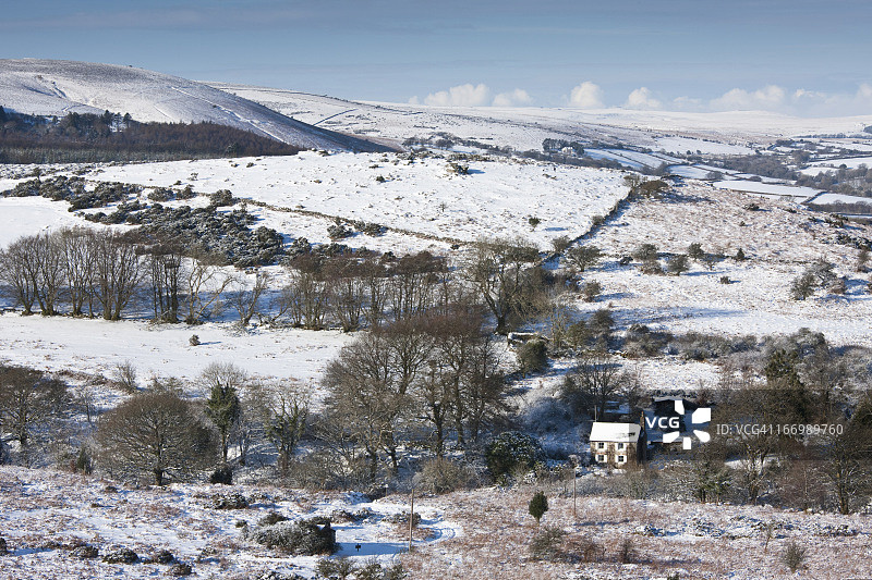达特穆尔哈梅尔丘陵雪景，英格兰图片素材
