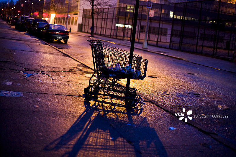 纽约市杂货手推车图片素材