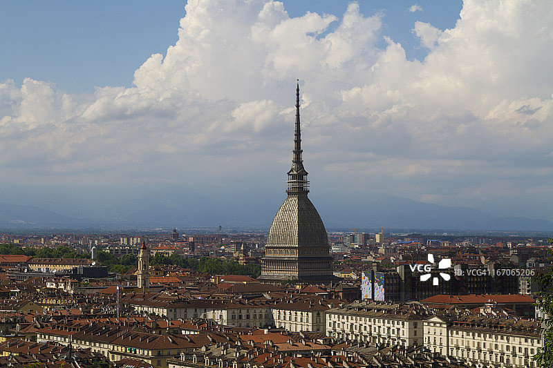 意大利都灵全景和安托内利尖塔图片素材