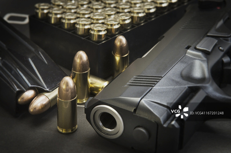 贝雷塔9毫米PX4风暴半自动手枪图片素材