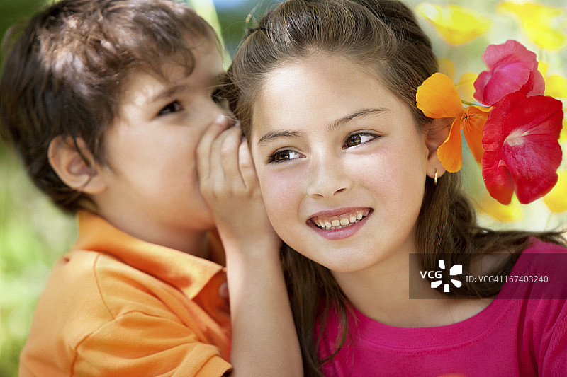 朋友的秘密图片素材