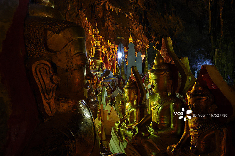 缅甸宾达雅神圣石窟图片素材