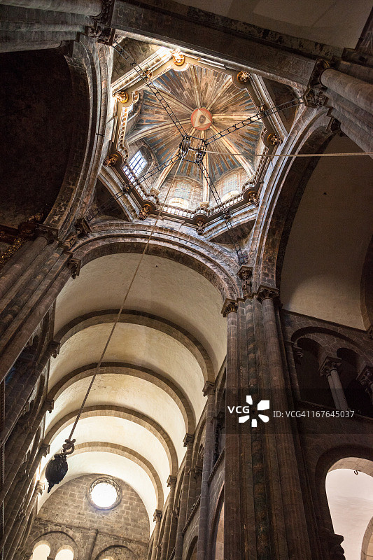 圣地亚哥-德孔波斯特拉大教堂的屋顶图片素材