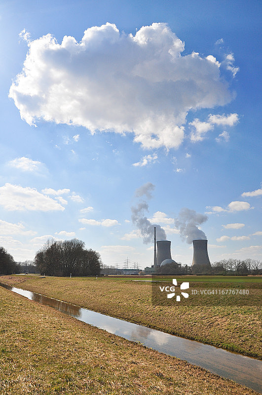 核电站与水图片素材