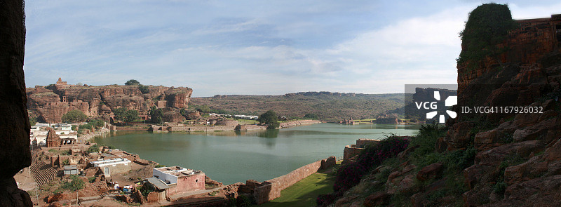 阿加斯蒂亚湖，巴达米图片素材