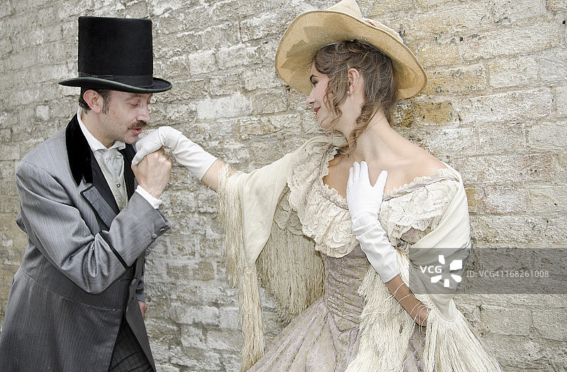 有礼貌的英国男人图片素材