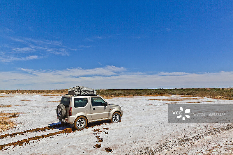 乌德纳达塔道的泥泞盐盘图片素材