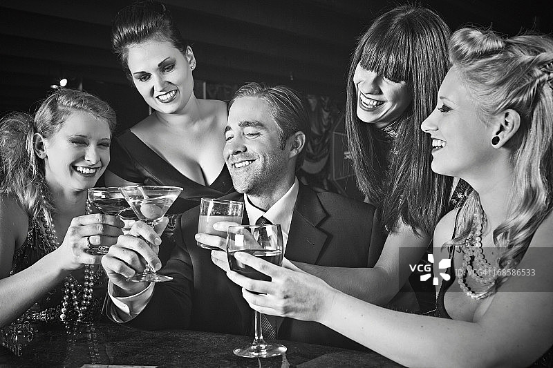 敬酒庆祝图片素材