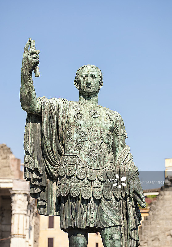 罗马皇帝雕像图片素材