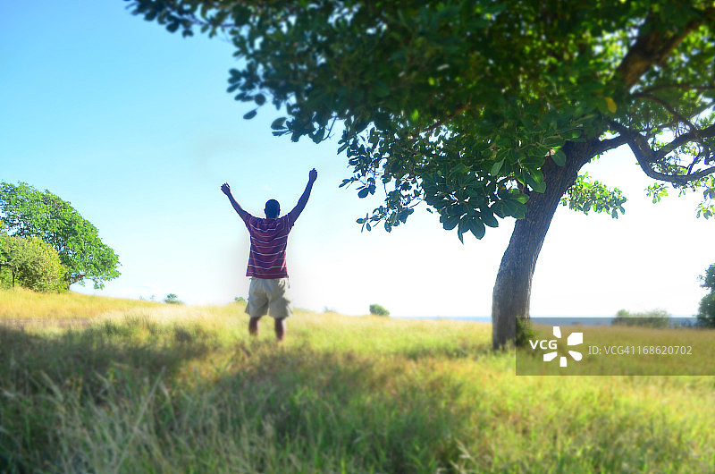 风景中的人们；壮丽的自然风光图片素材
