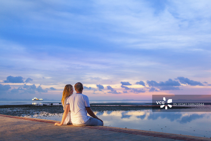 海滩浪漫图片素材