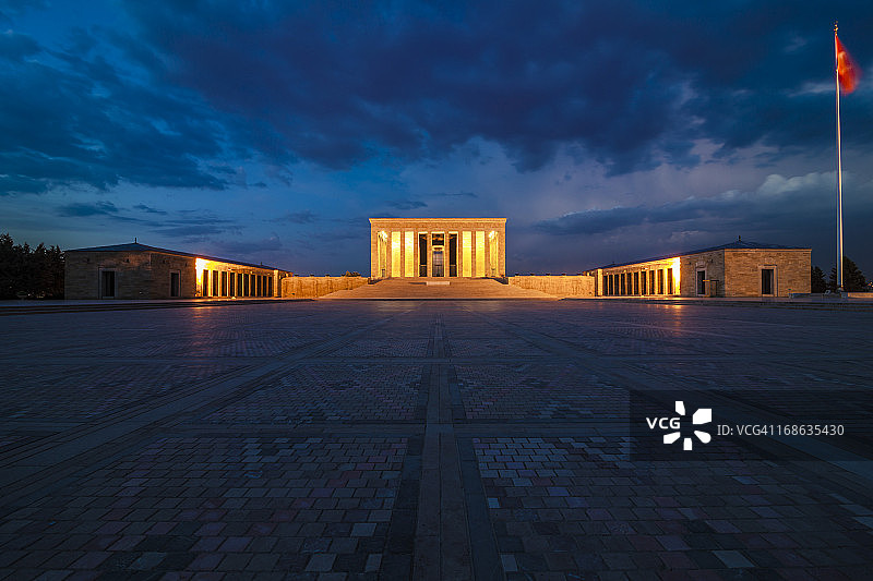 黄昏时的安尼特卡比尔图片素材