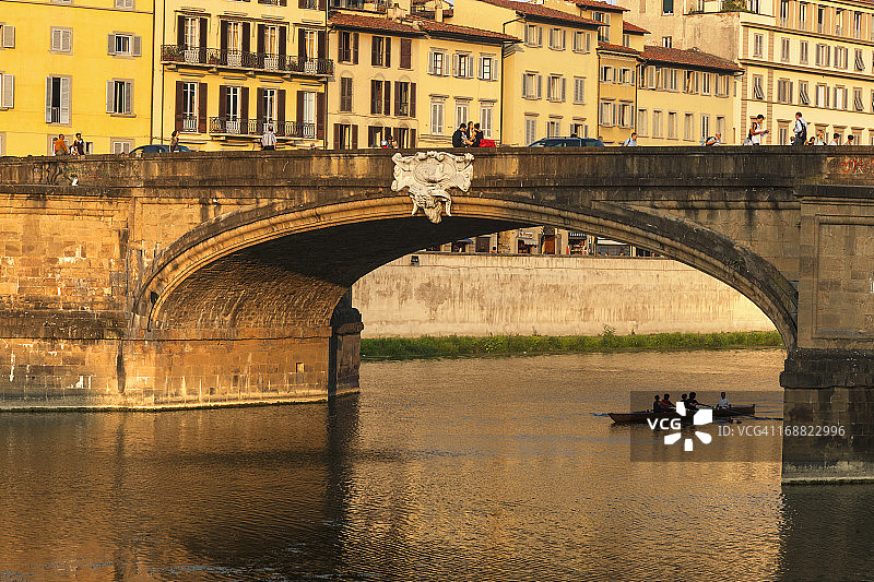 圣三一桥图片素材