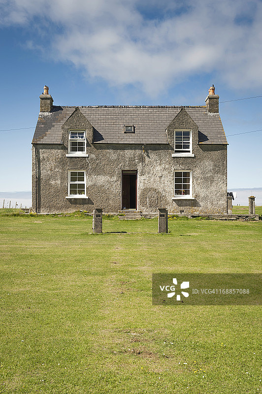 夏季海边小屋田园风光图片素材
