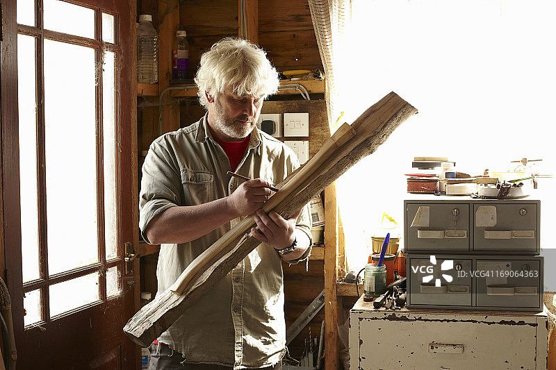 樵夫制作锛柄图片素材