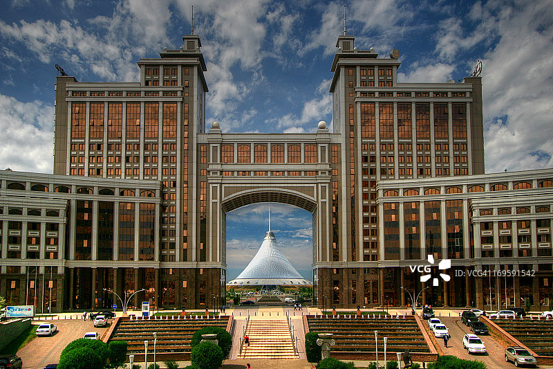 可汗沙特尔和哈萨克斯坦国家石油天然气公司图片素材