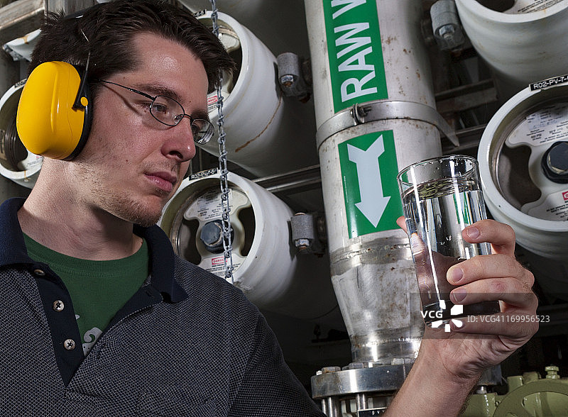 干净的水图片素材