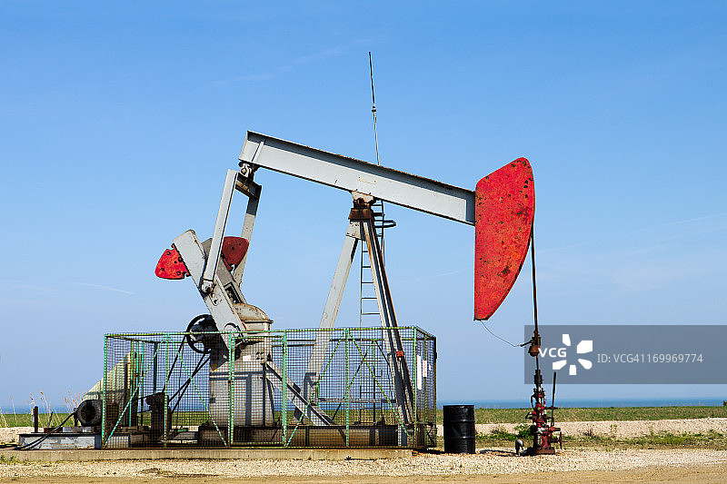 油气井抽油机图片素材