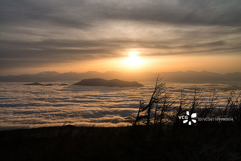 云海日落图片素材