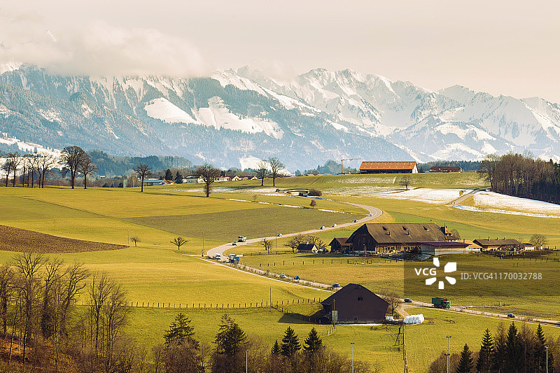 瑞士美丽山谷图片素材