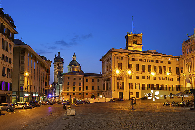意大利热那亚马特奥蒂广场市中心图片素材