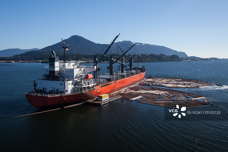 木材运输船航拍照片图片素材