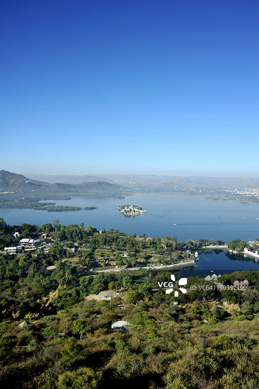 皮丘拉湖风光图片素材