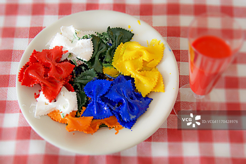 彩色意大利面图片素材