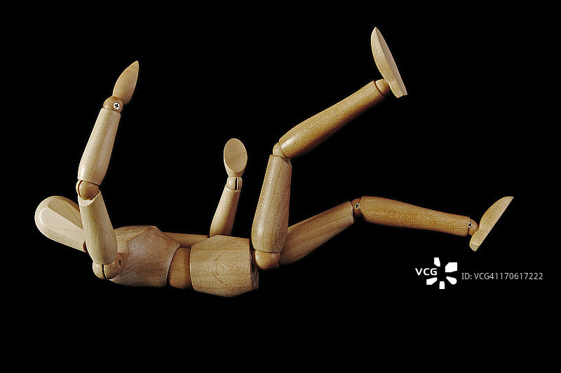 艺术家跌倒瞬间图片素材