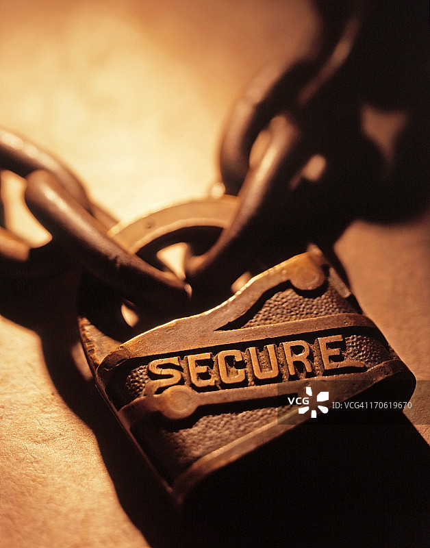 刻有Secure字样的锁图片素材
