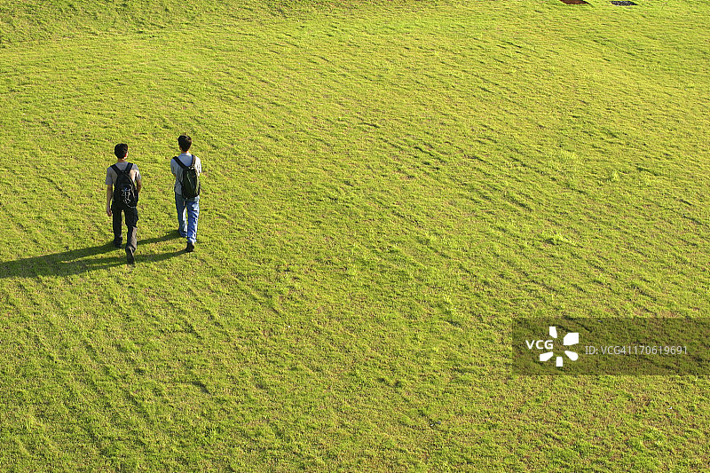 往回走图片素材