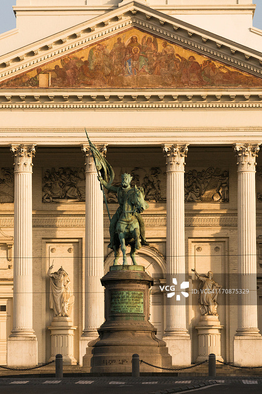 戈弗雷·德·布永雕像图片素材