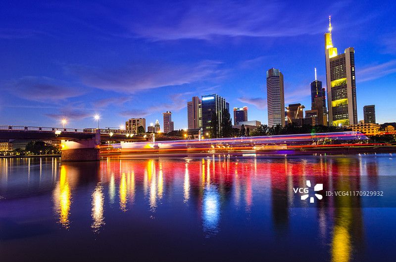 法兰克福光轨图片素材