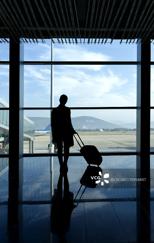 旅行中的女人图片素材