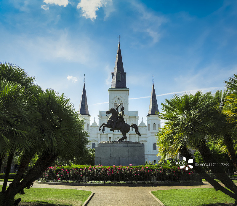 新奥尔良杰克逊广场和圣路易斯大教堂图片素材
