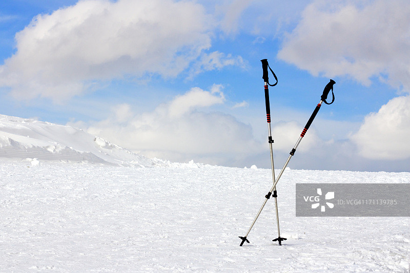 登上群山图片素材