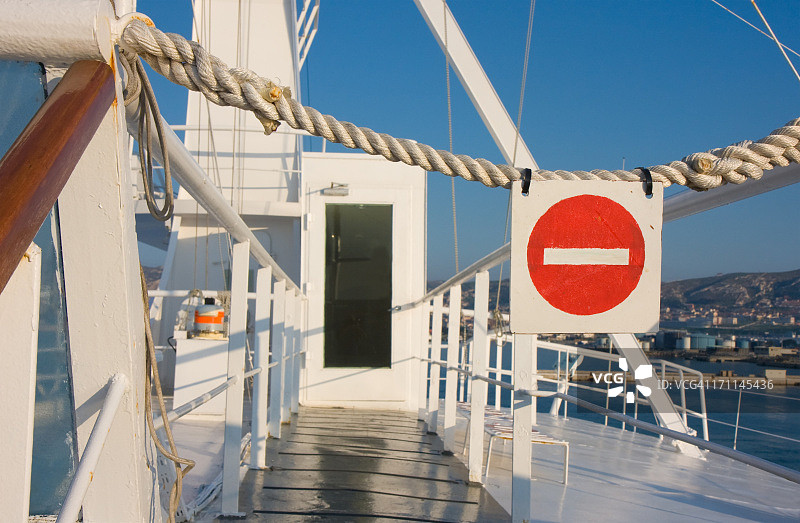 游轮禁止入内图片素材
