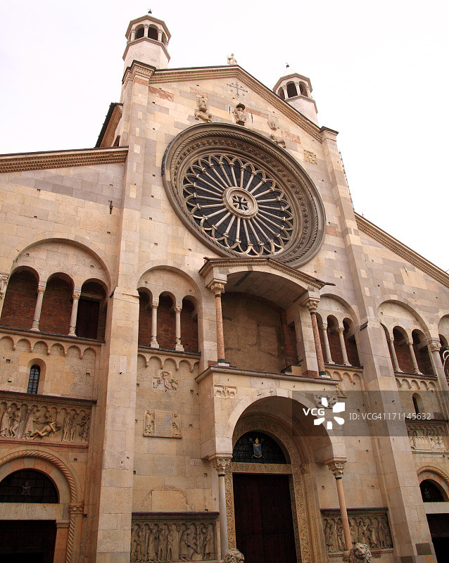 摩德纳大教堂主立面哥特玫瑰窗图片素材