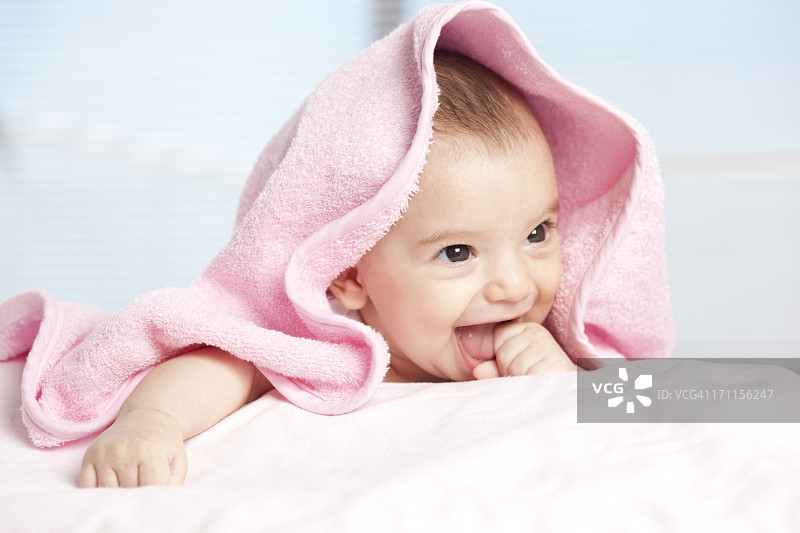 新生的宝宝图片素材