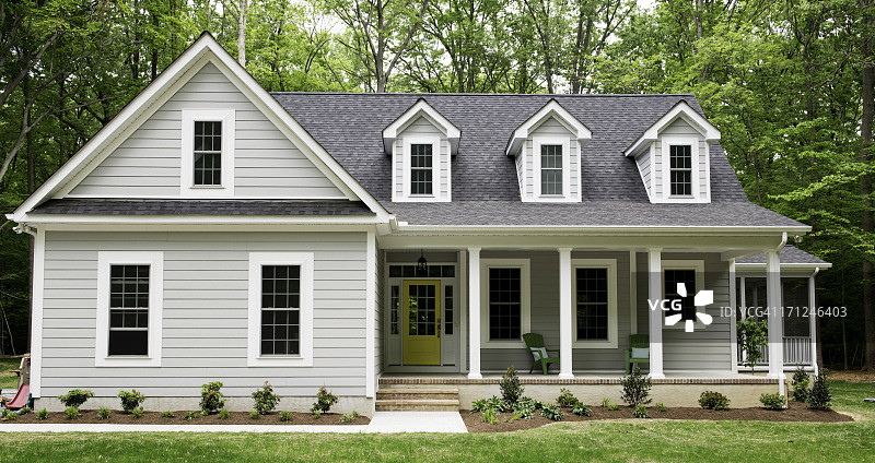 新建郊区住宅外观图片素材