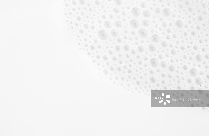 带气泡的牛奶特写照片图片素材