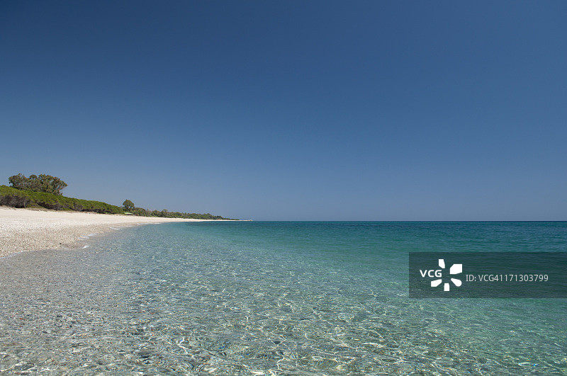 孤独的海滩图片素材