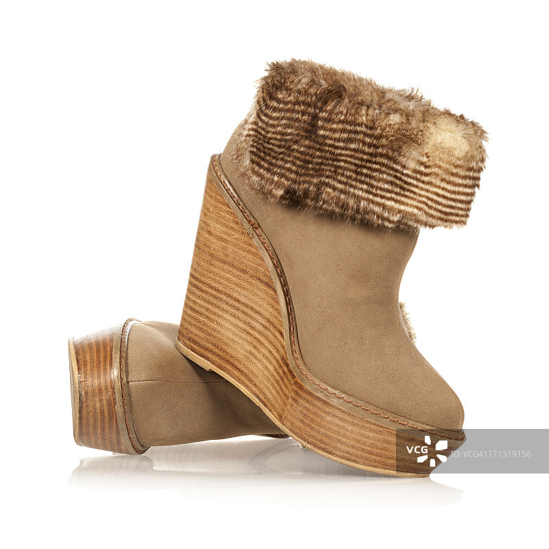 时尚坡跟高跟踝靴图片素材