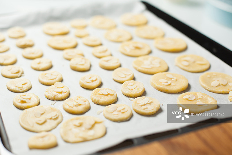 准备烘焙的饼干图片素材