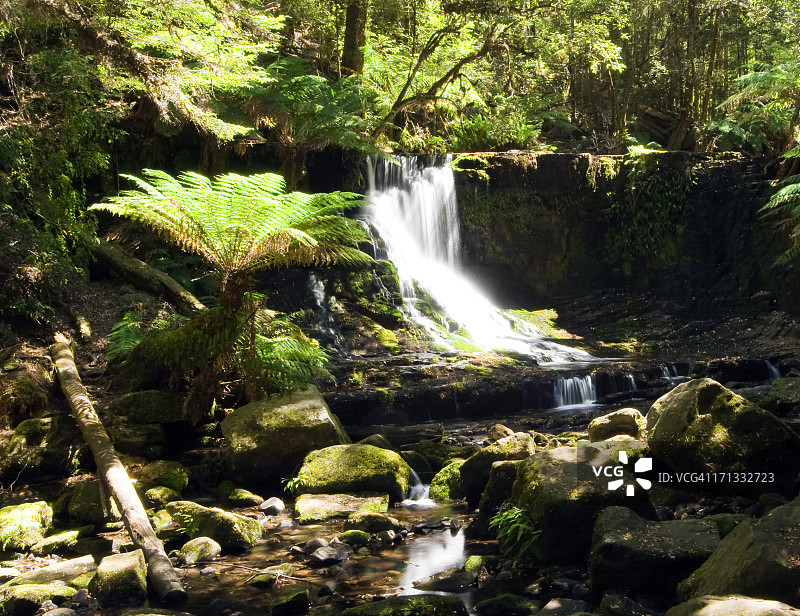 马蹄瀑布图片素材