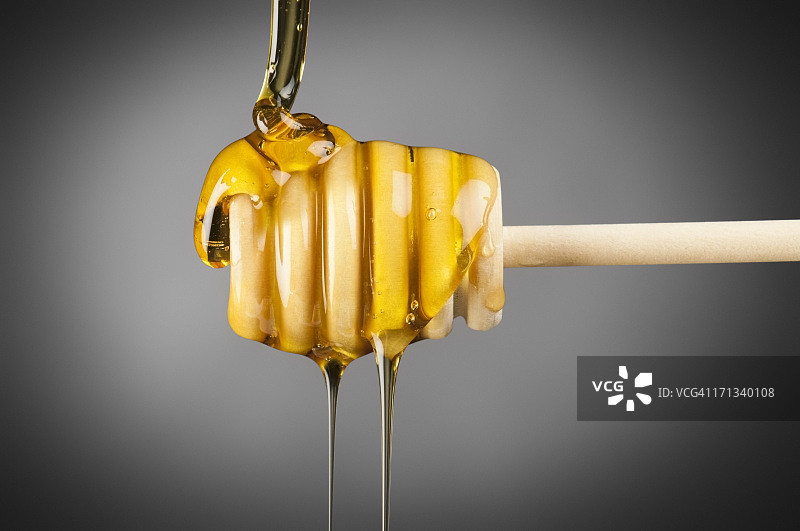 麦卢卡蜂蜜滴落图片素材
