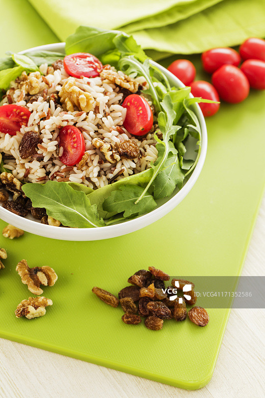 坚果米饭沙拉图片素材
