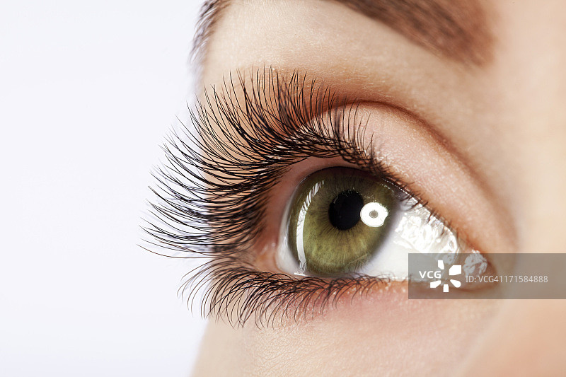 女性眼睛的特写镜头图片素材