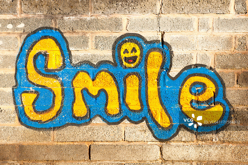 微笑带来快乐图片素材