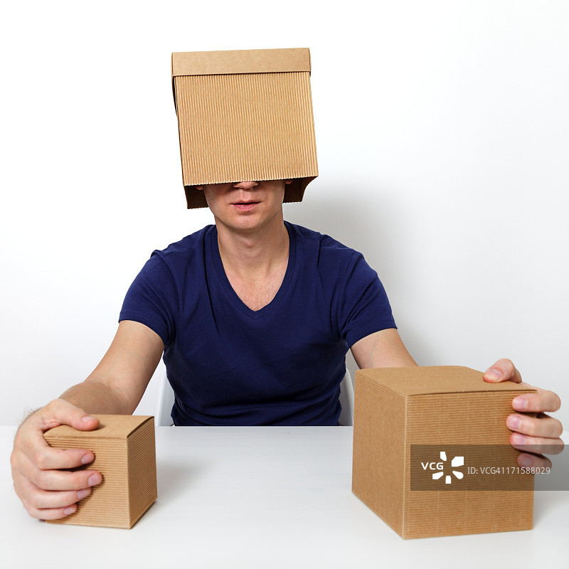 无脸售货员图片素材